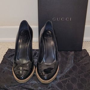 Gucci pumps